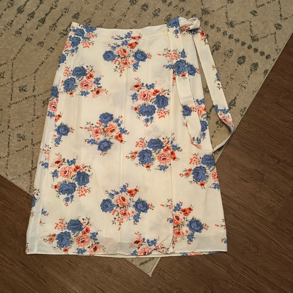LOFT skirt